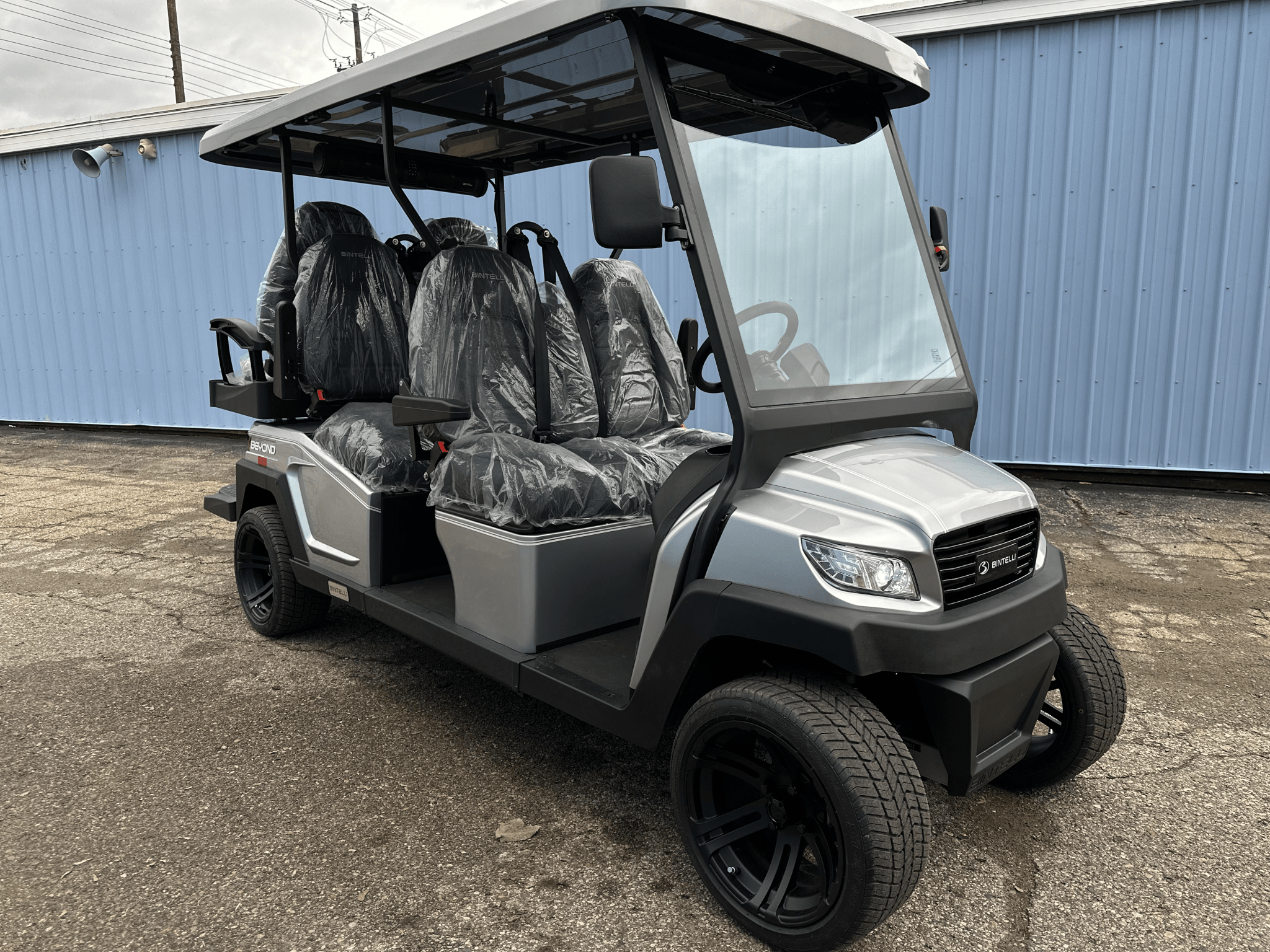 Bintelli Beyond 6 Seater with Standard Features - Chief Cart Inc.