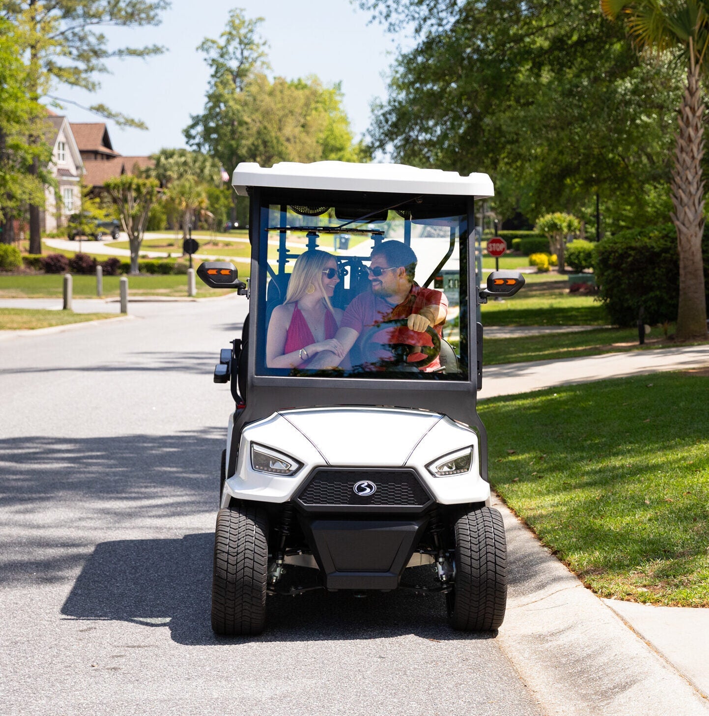 Bintelli Nexus Street-Legal Golf Cart Gen2 – Chief Cart Inc.